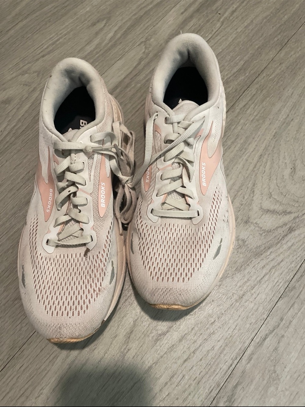 Brooks Women's Running Shoes in Light Pink and White